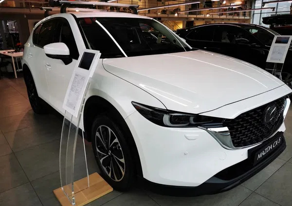 mazda mazowieckie Mazda CX-5 cena 171500 przebieg: 1, rok produkcji 2023 z Śmigiel